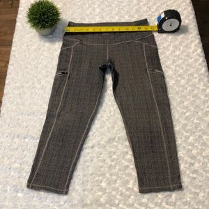 Athleta Medium Black and Gray Leggings